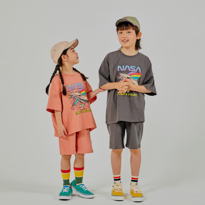 Gugu Kids - Korean Children Fashion - #littlefashionista - Nasa Top Bottom Set