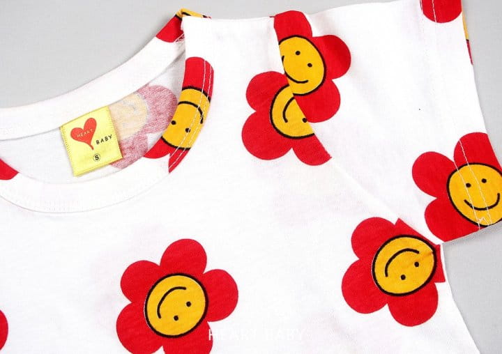 Heart Baby - Korean Children Fashion - #kidsshorts - Daisy Short Sleeve Top Bottom Set - 10