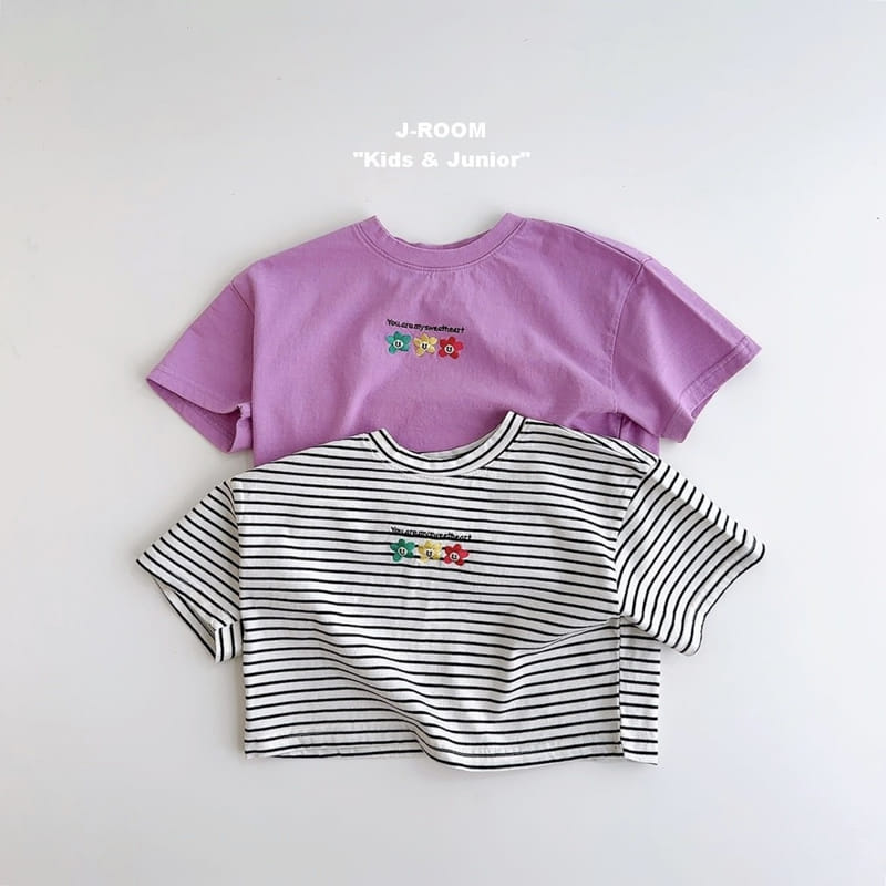 J-Room - Korean Children Fashion - #minifashionista - Flower Embroidery Crop Tee