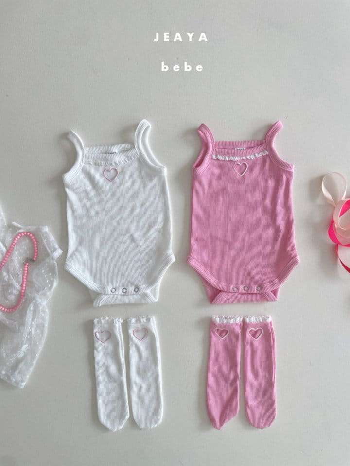 Jeaya & Mymi - Korean Baby Fashion - #babyoninstagram - Heart Punching Set - 2