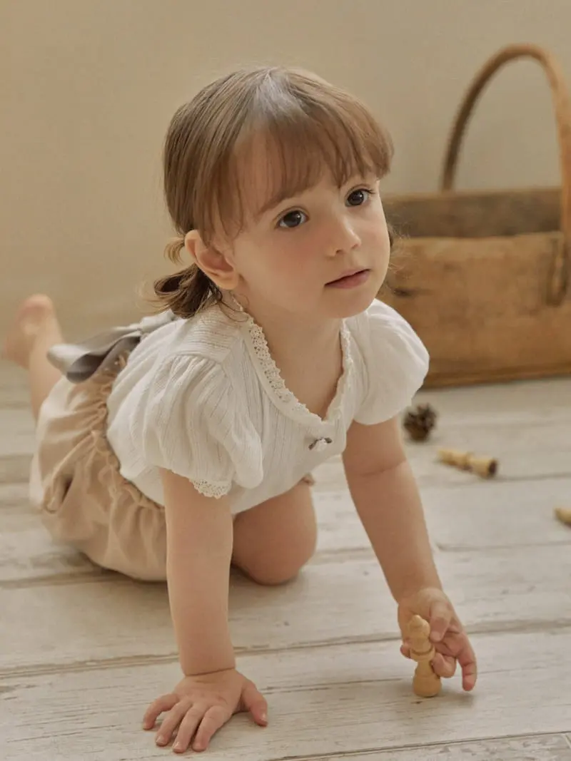 Lolobole - Korean Children Fashion - #kidzfashiontrend - Eyelet Flower Tee - 7