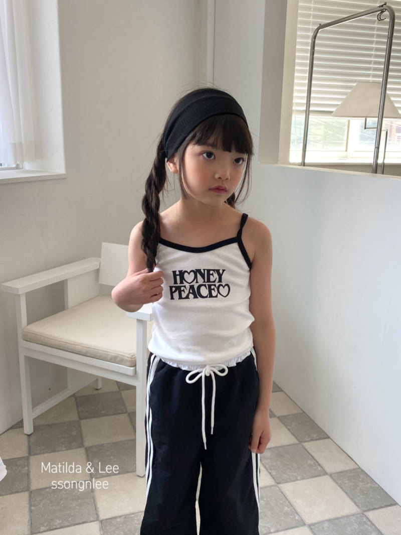 Matilda & Lee - Korean Children Fashion - #kidsstore - Honey Color Crop Sleeveless Tee - 10