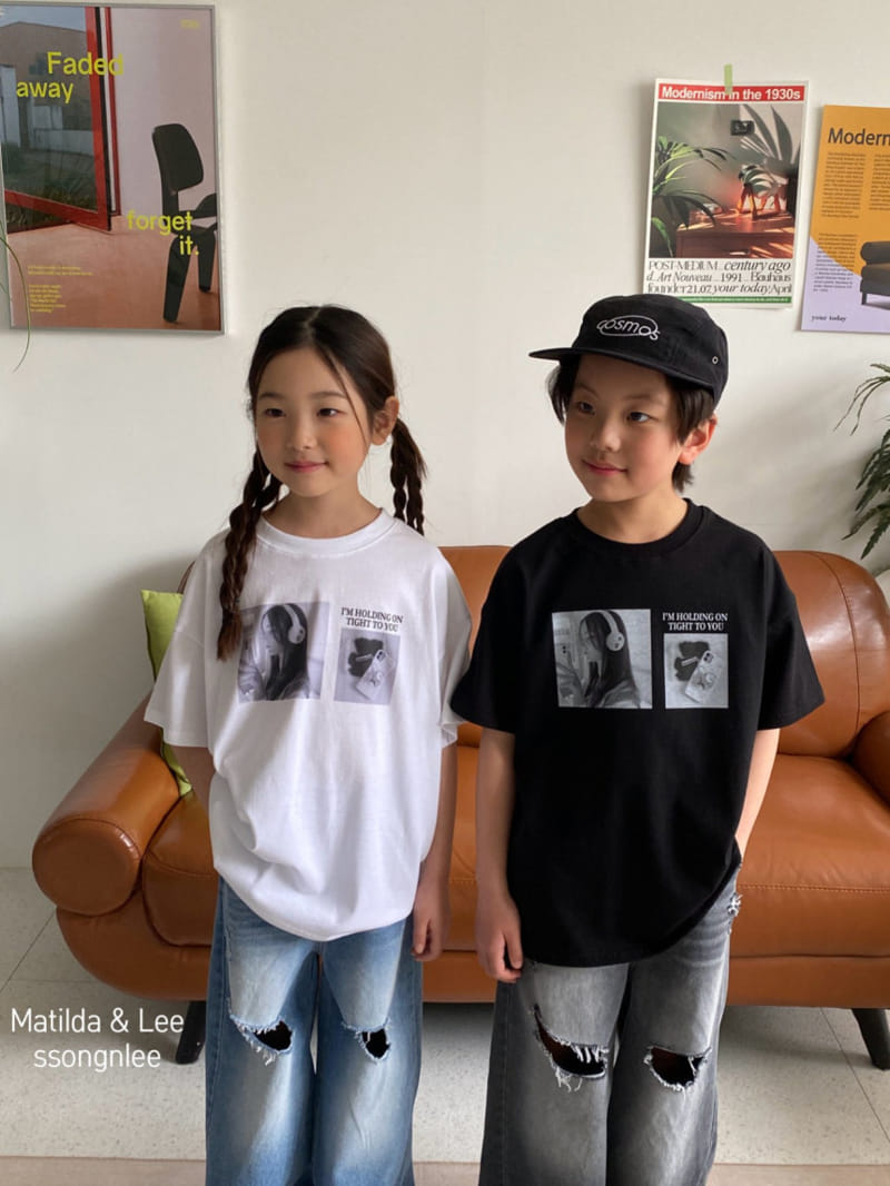 Matilda & Lee - Korean Children Fashion - #prettylittlegirls - Holiding Tee - 8