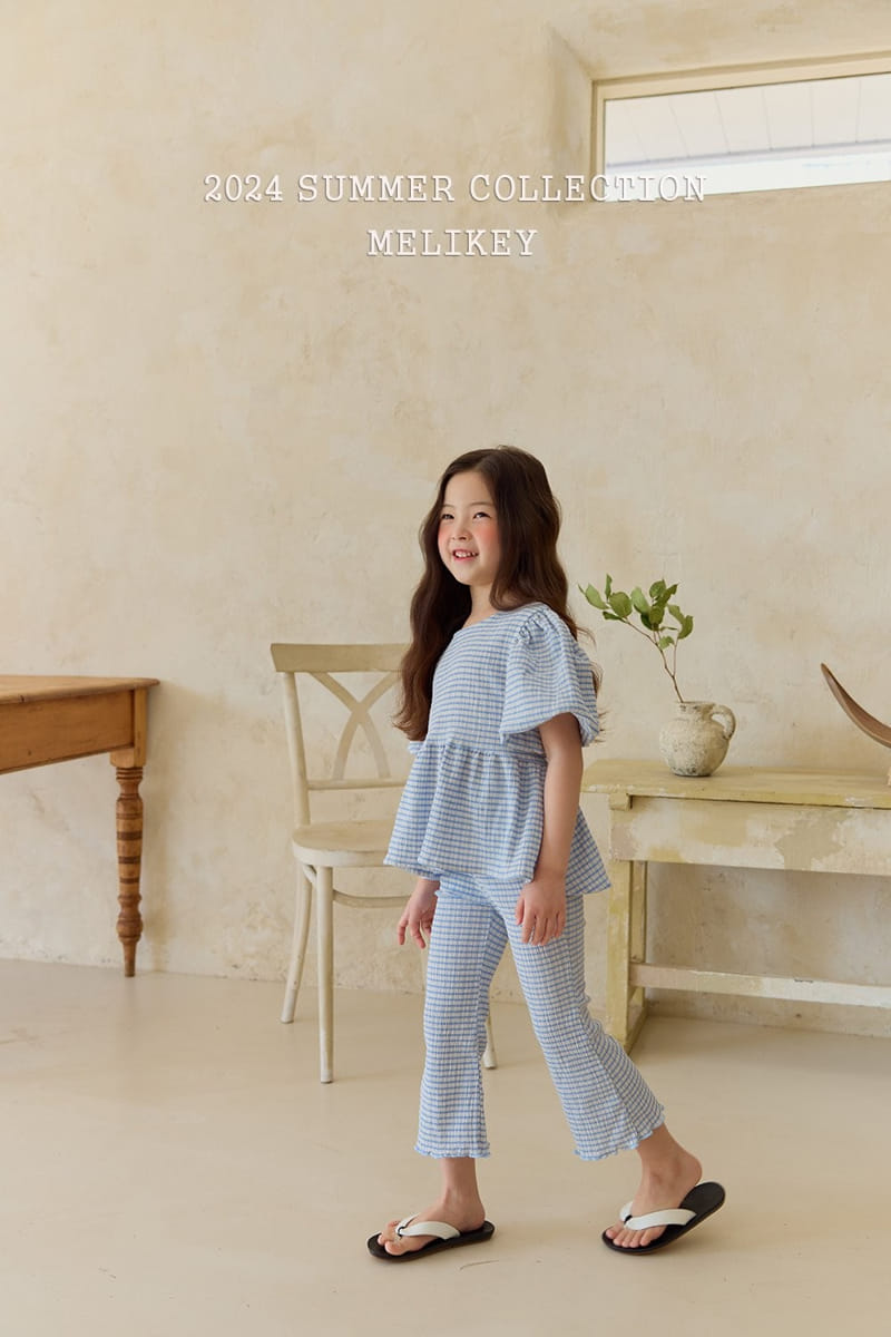 Melikey - Korean Children Fashion - #fashionkids - Cross Pleats Top Bottom Set - 11