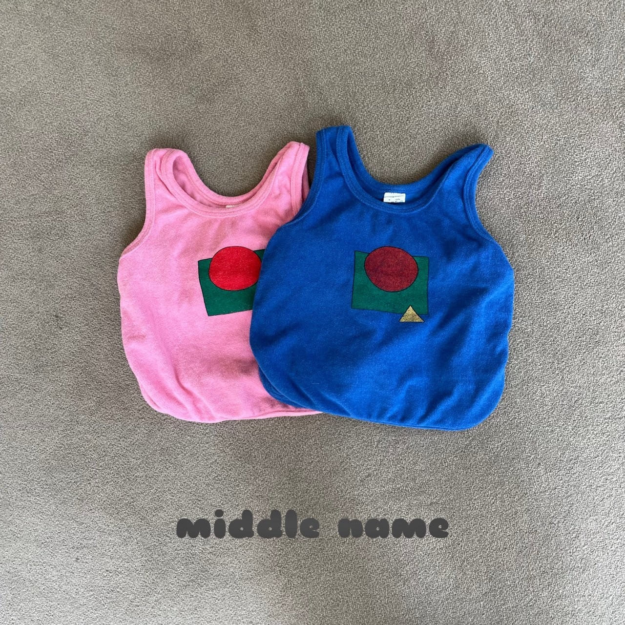 Middle Name - Korean Children Fashion - #discoveringself - Figure Piping Sleevelss Tee