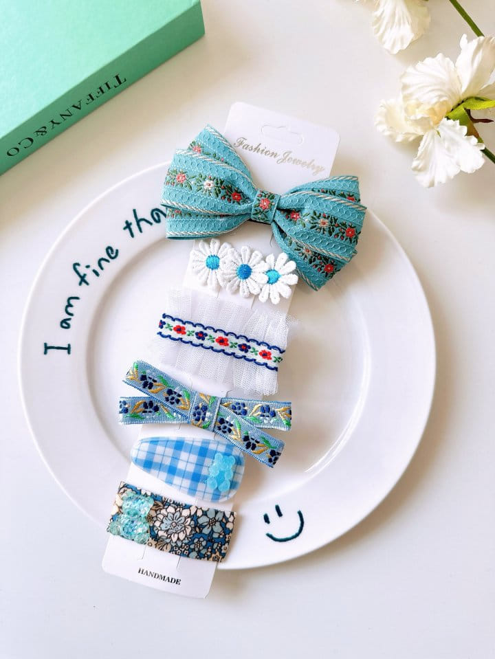 Mins - Korean Children Fashion - #fashionkids - Blue Blanc Hair Pin Set