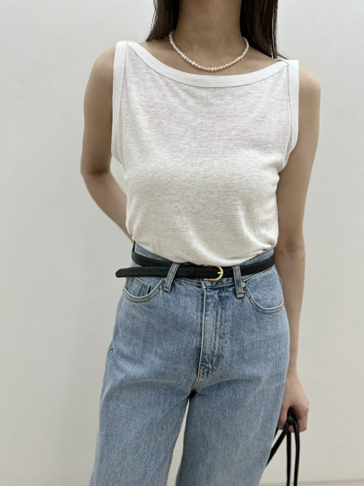 Most - Korean Women Fashion - #womensfashion - Lips L Sleeveless Tee - 7