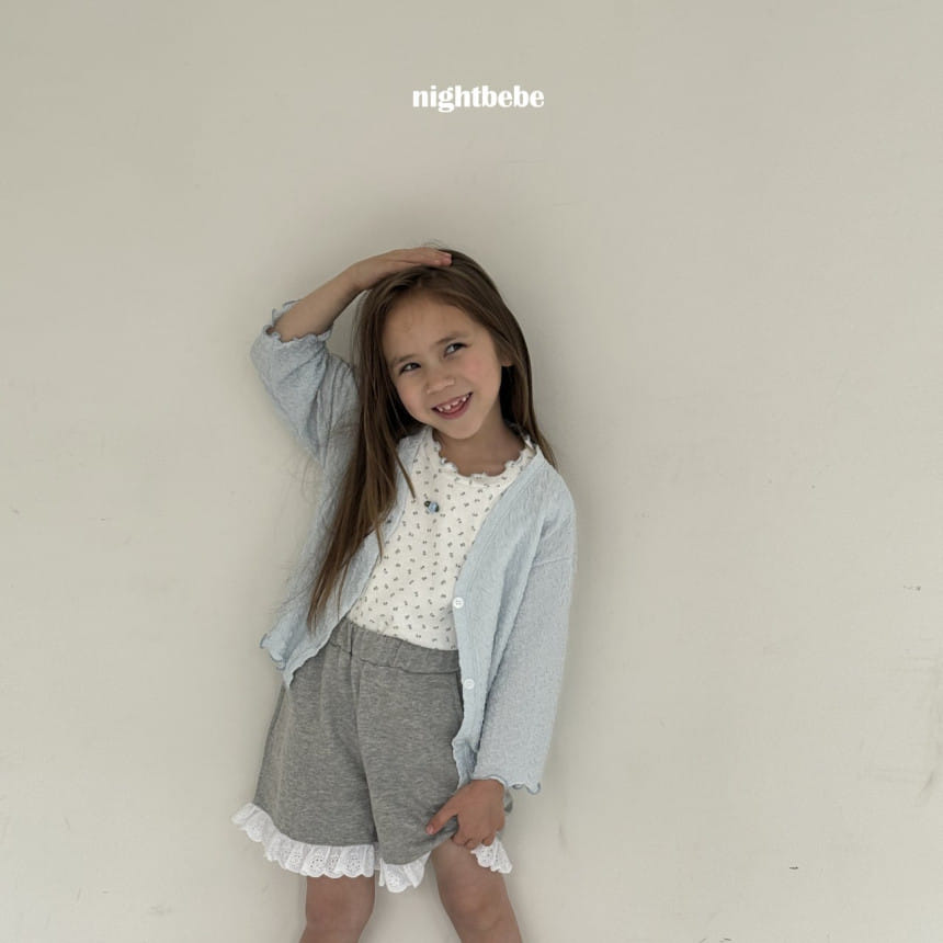 Night Bebe - Korean Children Fashion - #childofig - Lace Frill Shorts With Mom - 4