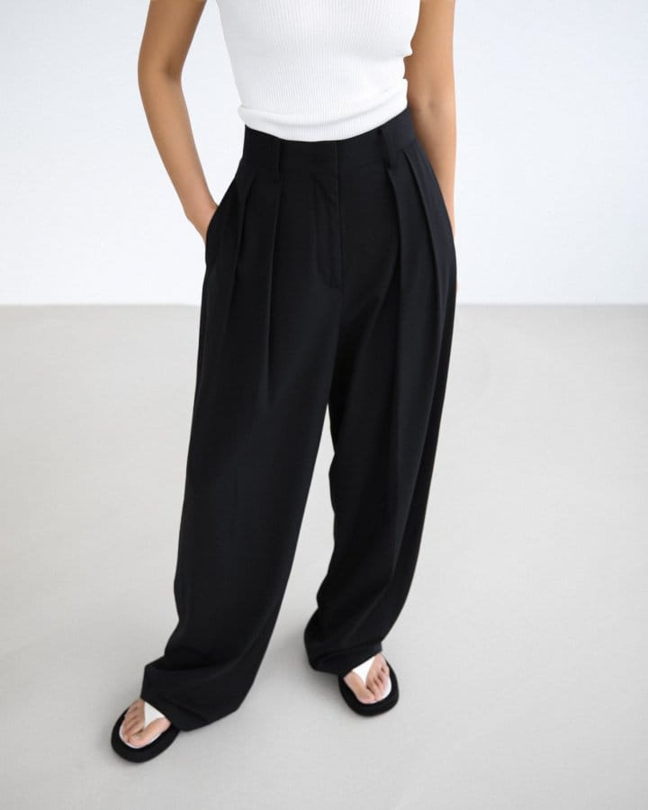 Paper Moon - Korean Women Fashion - #momslook - Low Waisted Double Pleats Wide Trousers - 11