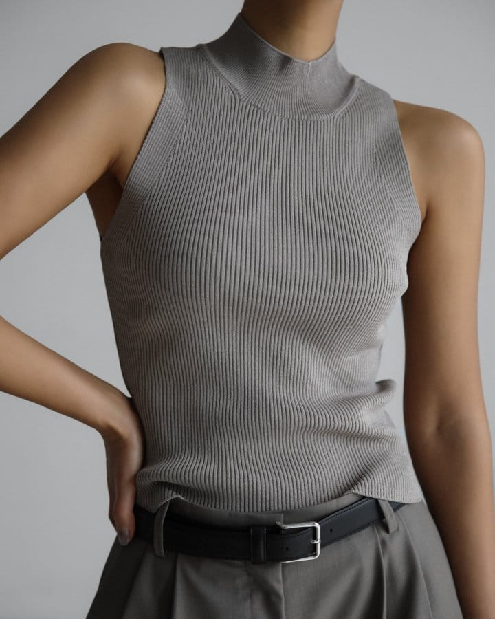 Paper Moon - Korean Women Fashion - #momslook - High Neck Ribbed Sleeveless Cropped Knit Top - 11