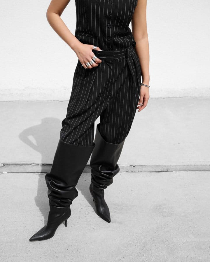 Paper Moon - Korean Women Fashion - #momslook - Wide Pin Stripe Set Up Suit Pleated Trousers - 3