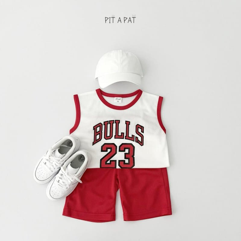 Pitapat - Korean Children Fashion - #prettylittlegirls - Bulls Dunk Sleeveless Top Bottom Set - 10