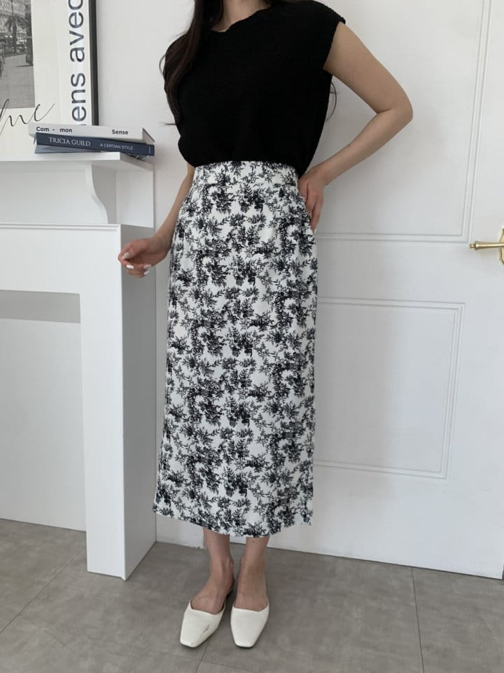 Allu - Korean Women Fashion - #momslook - Kai Skirt - 2