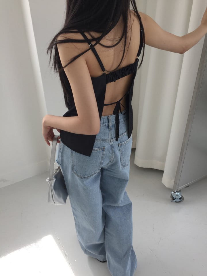 Attention plz - Korean Women Fashion - #momslook - Ribbon Sleveless Back Slit Blouse - 6