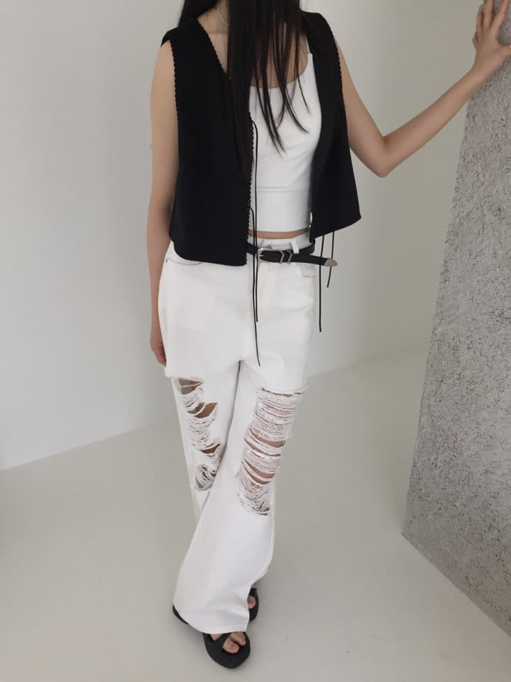 Attention plz - Korean Women Fashion - #momslook - white Ripped Denim Pants - 7