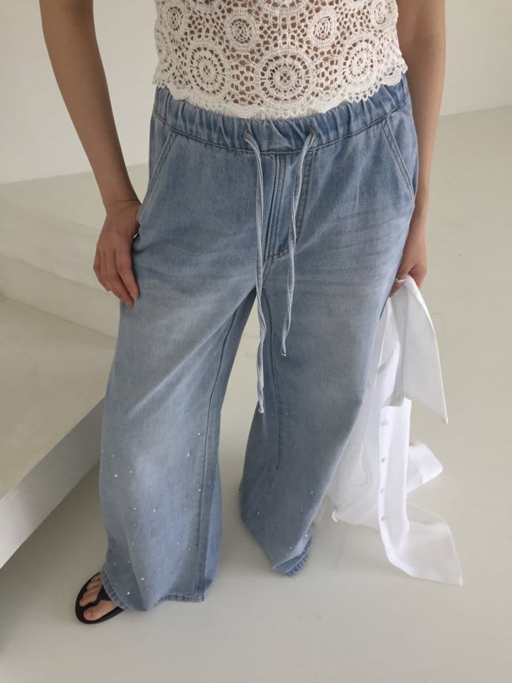 Attention plz - Korean Women Fashion - #romanticstyle - Double Cubic Denim Pants - 8