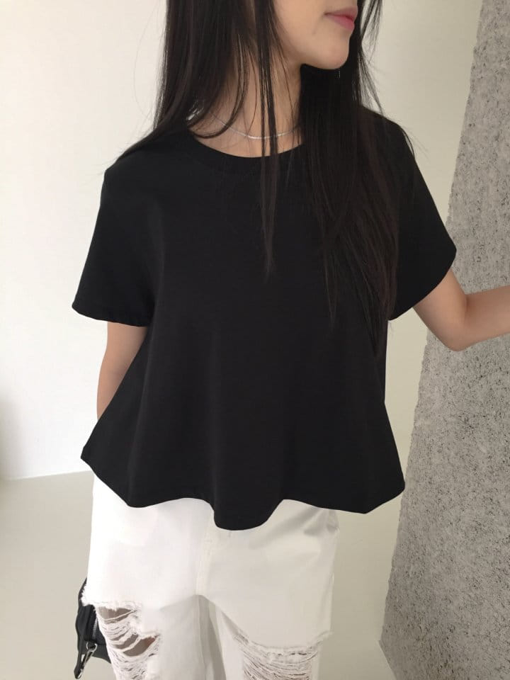 Attention plz - Korean Women Fashion - #womensfashion - Plare Crop Tee - 3