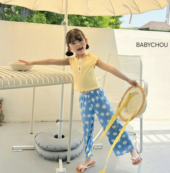 Babychou - Korean Children Fashion - #kidsshorts - Flower Pleats Pants - 9