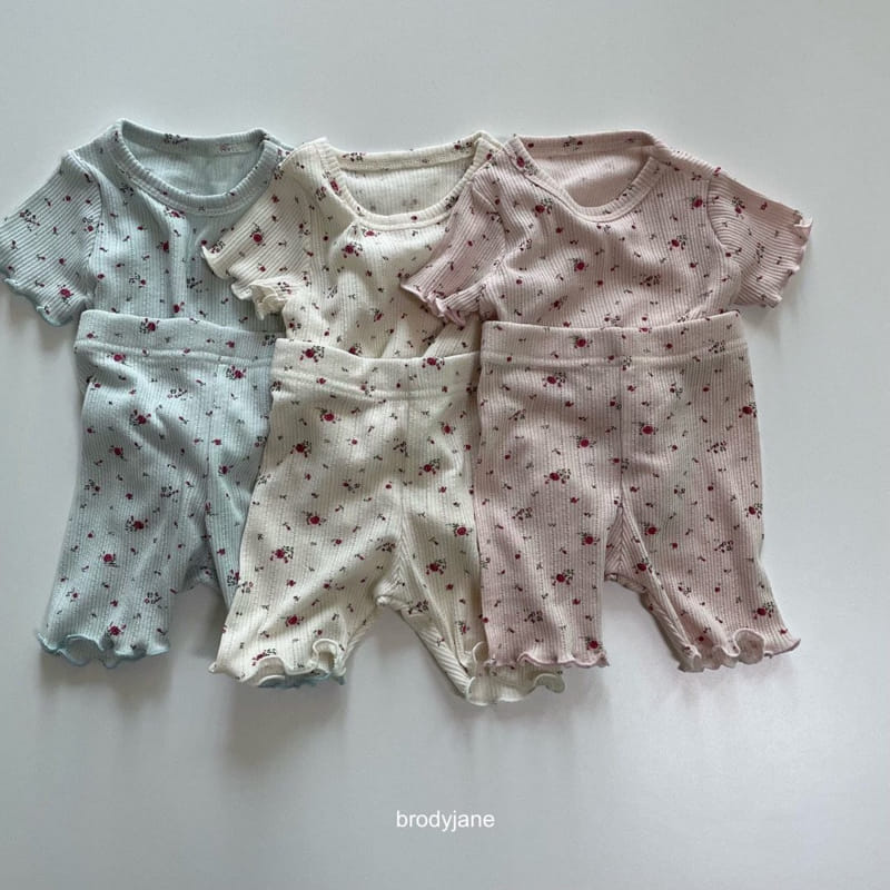 Brody Jane - Korean Children Fashion - #Kfashion4kids - Flower Eyelet Frill Short Sleeve Top Bottom Set