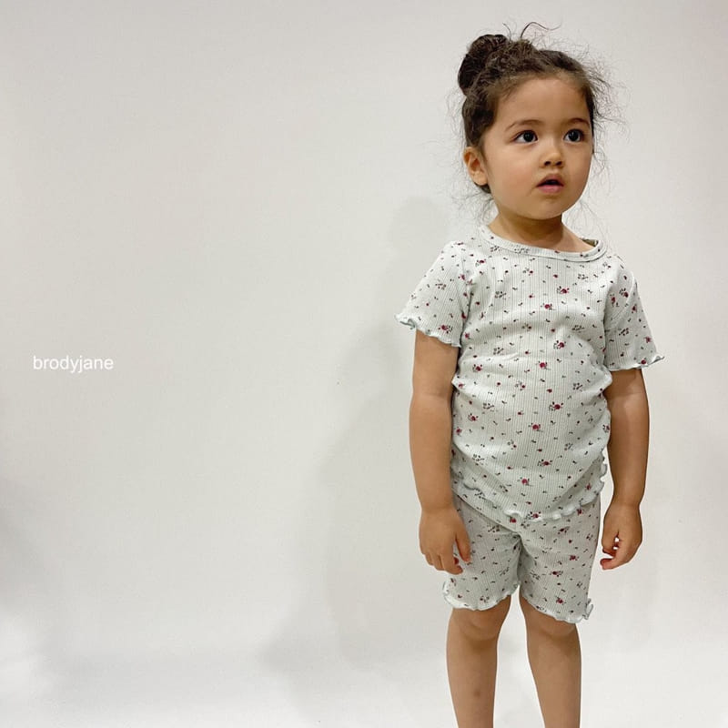 Brody Jane - Korean Children Fashion - #magicofchildhood - Flower Eyelet Frill Short Sleeve Top Bottom Set - 3