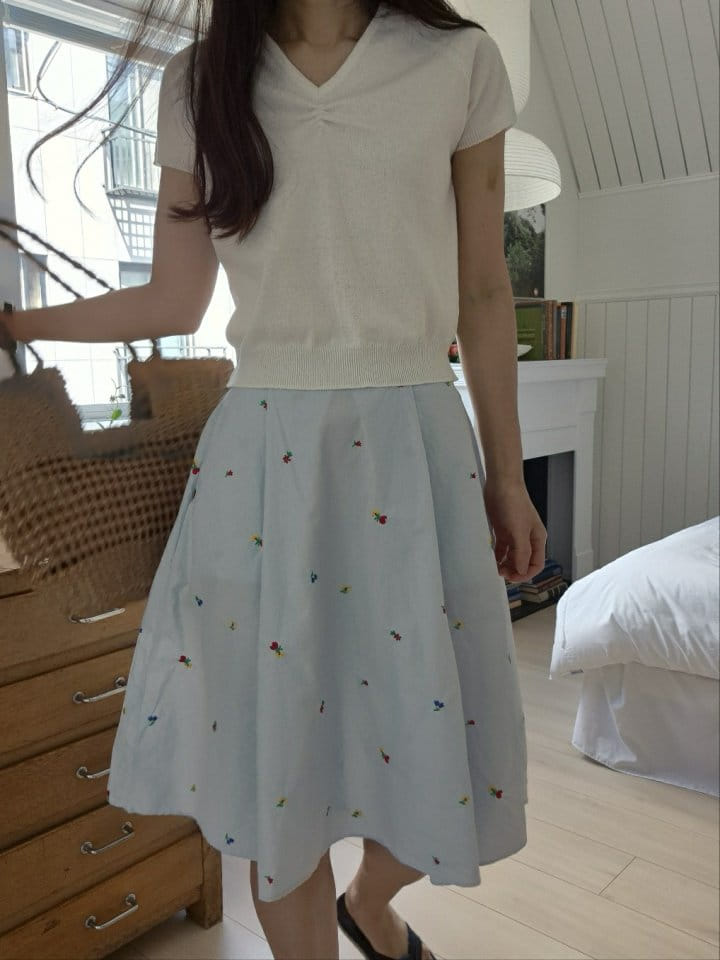 Buttering - Korean Women Fashion - #momslook - Elly Embroidery Skirt - 3