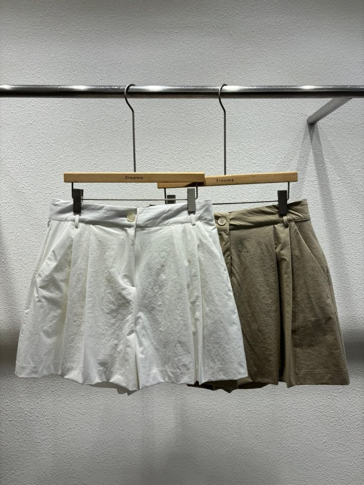 Cornerbloom - Korean Women Fashion - #womensfashion - Tug Half Pants