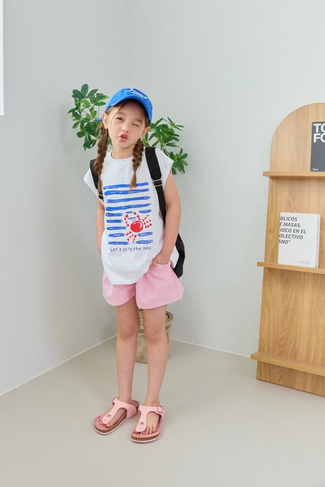 Dore Dore - Korean Children Fashion - #kidsstore - Red Crap Sleeveless Tee - 8