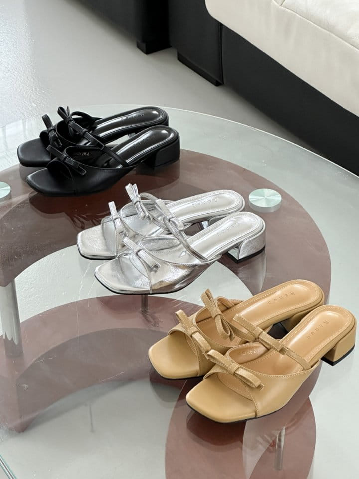 Golden Shoe - Korean Women Fashion - #momslook -  335 Slipper & Sandals - 3
