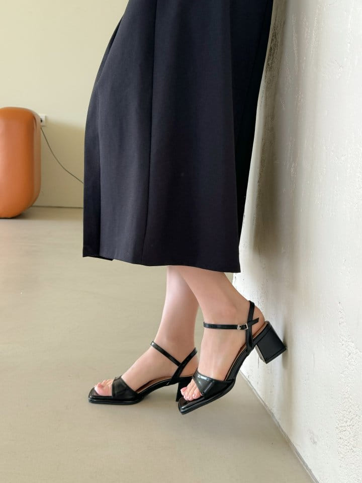 Golden Shoe - Korean Women Fashion - #momslook -  8316 Slipper & Sandals - 9