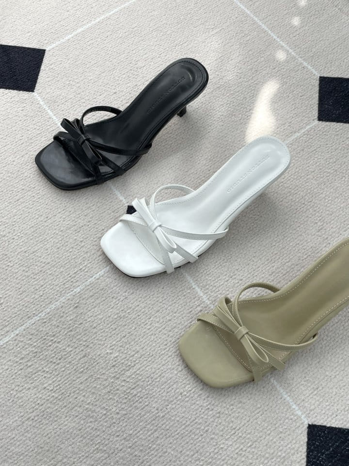Golden Shoe - Korean Women Fashion - #momslook -  2177 Slipper & Sandals