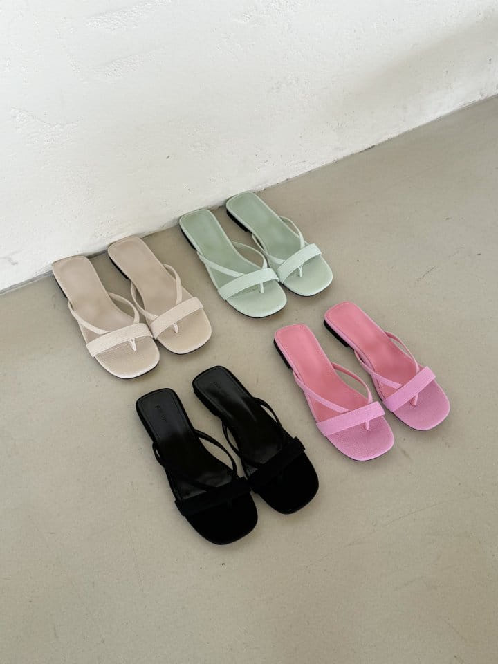 Golden Shoe - Korean Women Fashion - #momslook -  3518 Slipper & Sandals - 2
