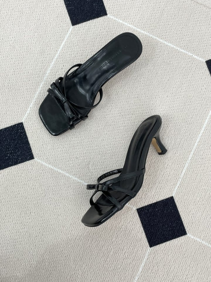 Golden Shoe - Korean Women Fashion - #momslook -  2177 Slipper & Sandals - 4