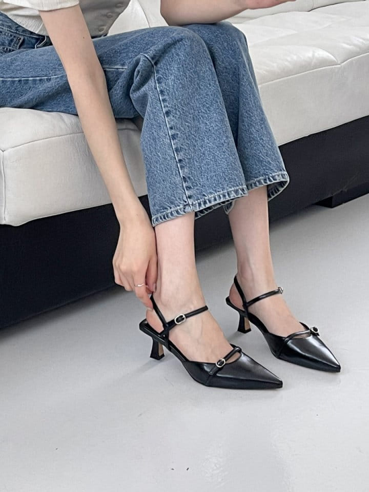 Golden Shoe - Korean Women Fashion - #womensfashion -  340 Slipper & Sandals - 9