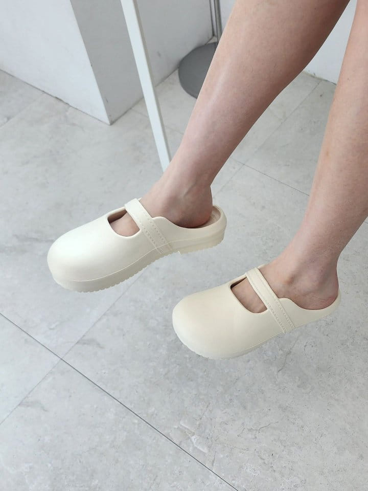 Golden Shoe - Korean Women Fashion - #womensfashion -  7100 Slipper & Sandals - 10