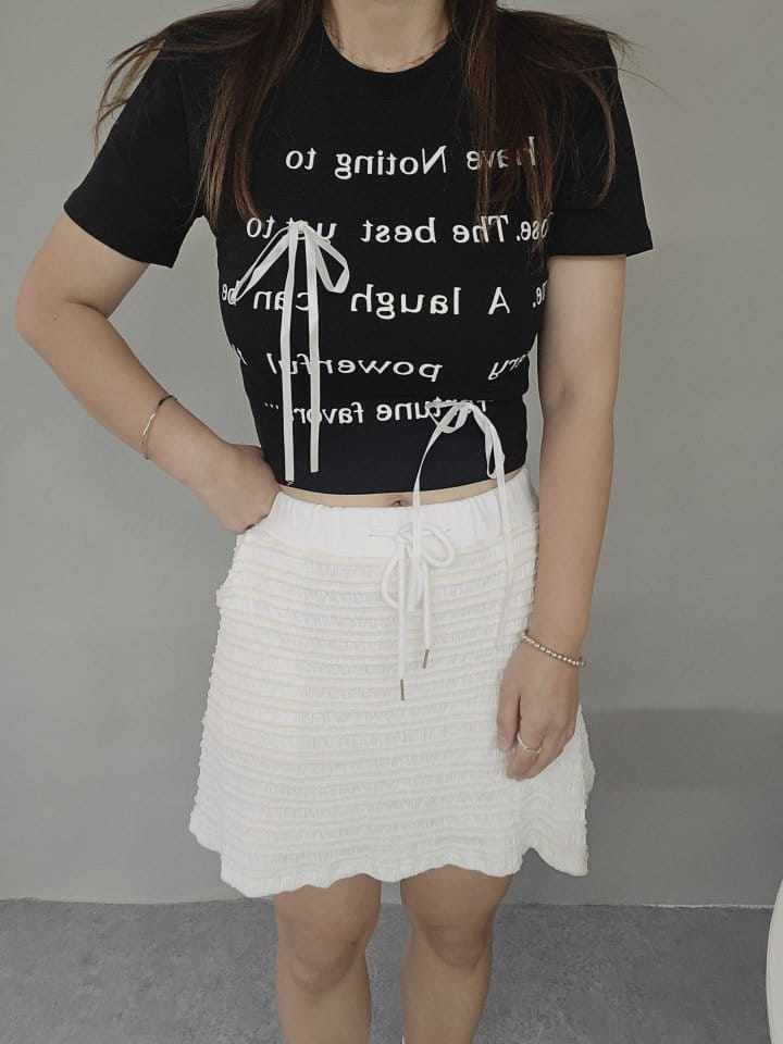 Gram - Korean Women Fashion - #womensfashion - Vest Ribbon Tee - 10