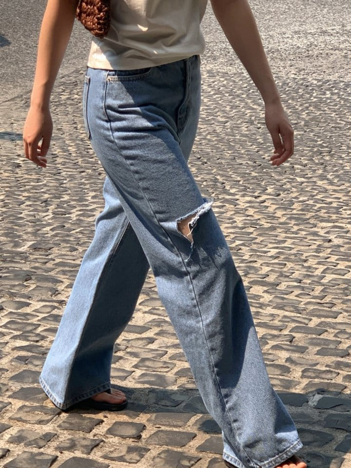 I'm here - Korean Women Fashion - #momslook - 834 Vintage Wide Denim Pants