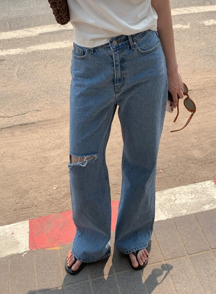 I'm here - Korean Women Fashion - #momslook - 834 Vintage Wide Denim Pants - 5