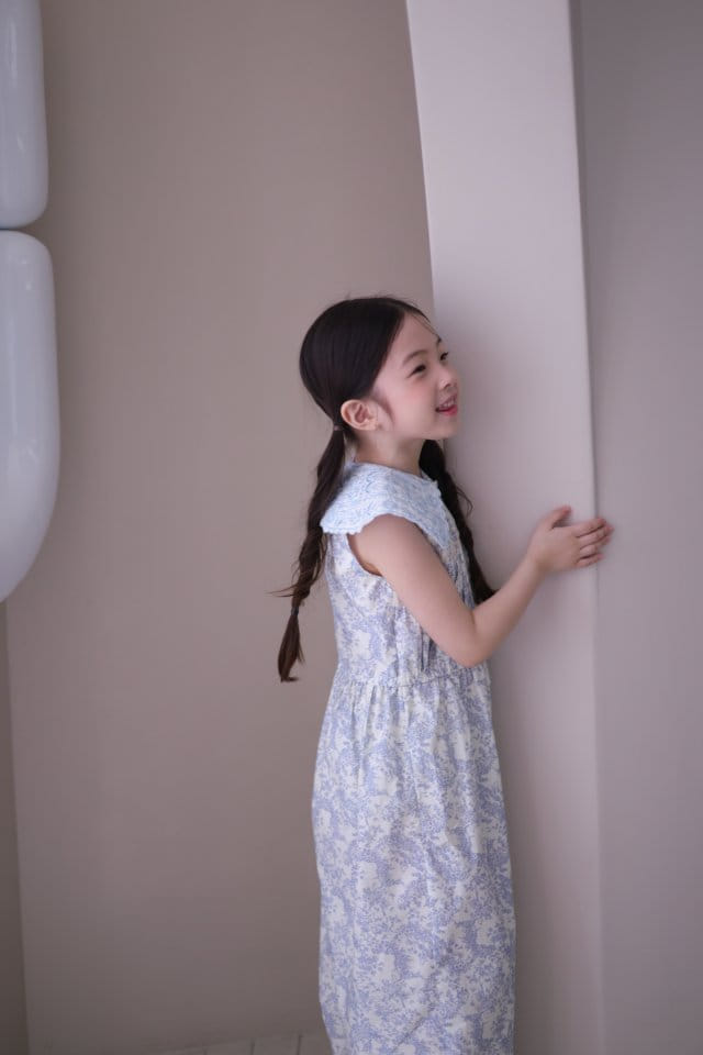 Isis - Korean Children Fashion - #todddlerfashion - Collar Embroidery Jump Suit - 3