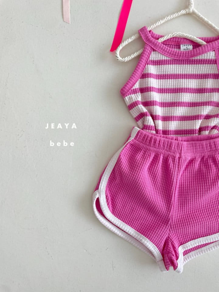 Jeaya & Mymi - Korean Baby Fashion - #babyootd - Waffle Halter Neck Top Bottom Set - 7