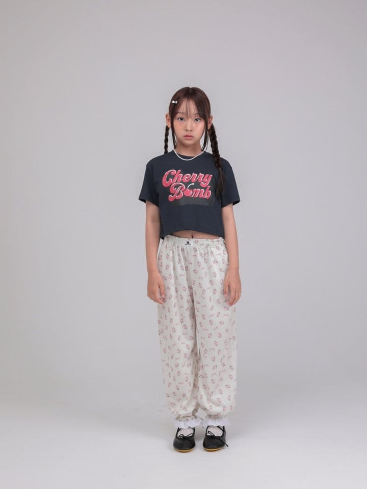 Jermaine - Korean Children Fashion - #magicofchildhood - Flower Lace Pants - 2