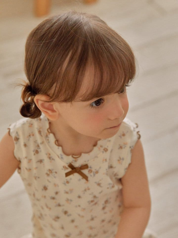 Lolobole - Korean Children Fashion - #minifashionista - Flower Sleeveless Top Bottom Set - 4