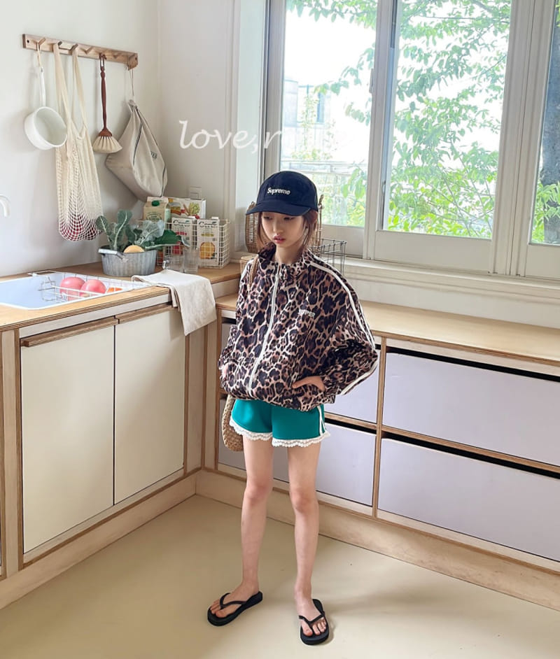 Love Rosie - Korean Children Fashion - #kidzfashiontrend - Leopard Samba Windbreak With Mom - 8