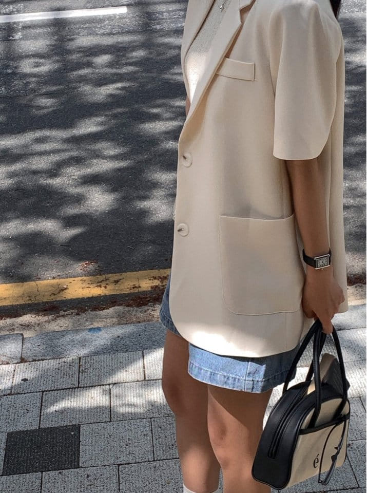 Lowell - Korean Women Fashion - #momslook - Joan Short Sleeve Jacket - 2