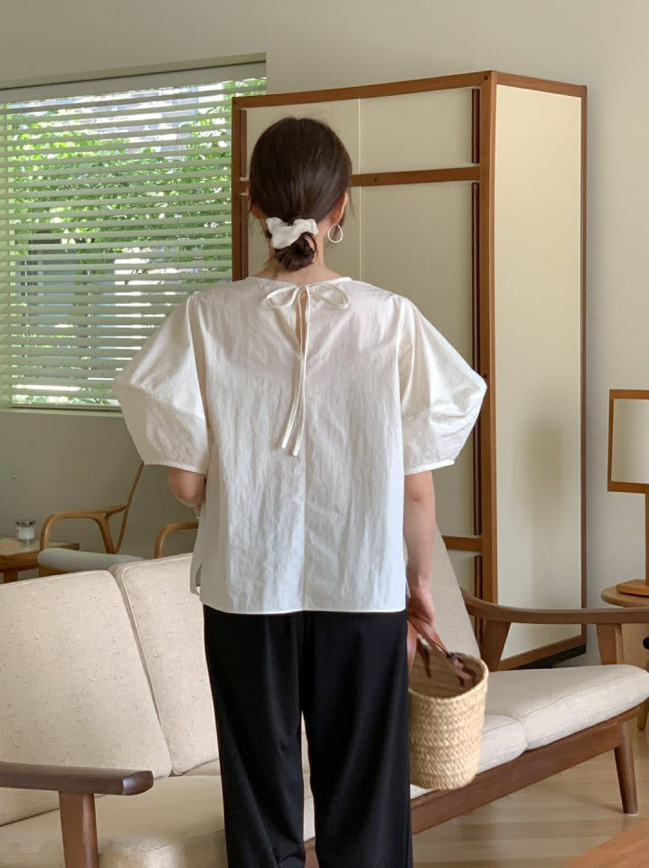 Merry J - Korean Women Fashion - #womensfashion - Balloon Ribbon Blouse - 10