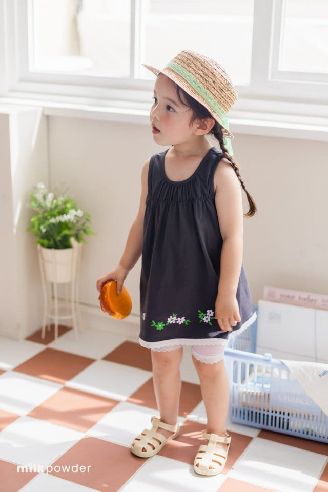 Milk Powder - Korean Children Fashion - #childofig - Jelly Short Leggings - 3