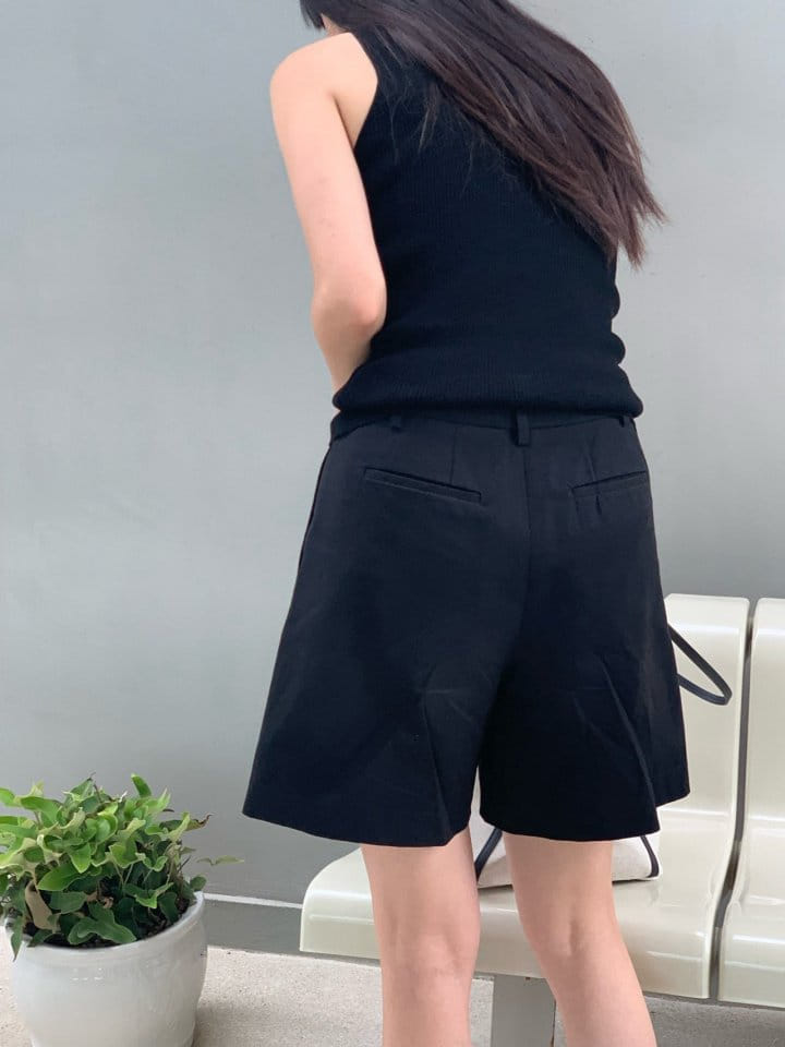 Moani - Korean Women Fashion - #momslook - Cotton twill pintuck shorts - 4