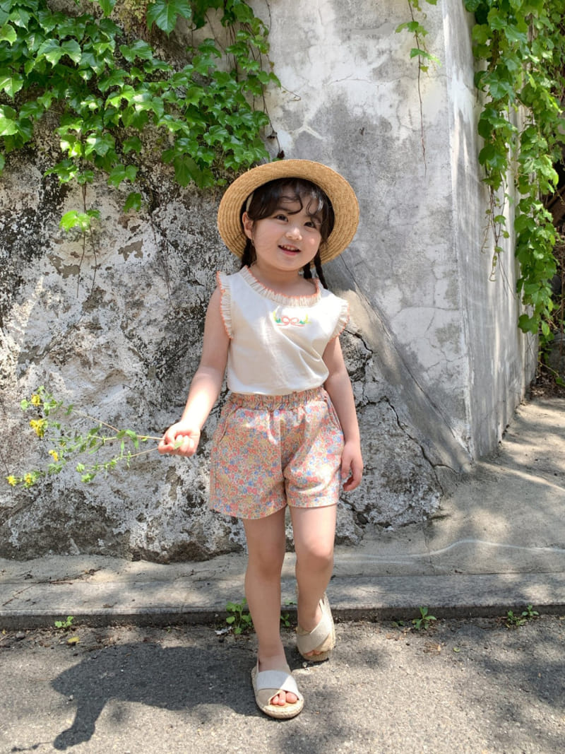 Momo Ann - Korean Children Fashion - #Kfashion4kids - Daisy Sleeveless Tee - 5