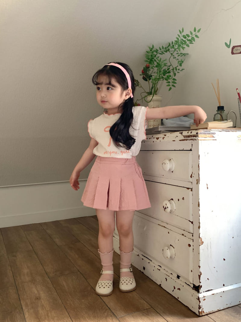 Momo Ann - Korean Children Fashion - #designkidswear - Onew Sleeveless Tee - 8
