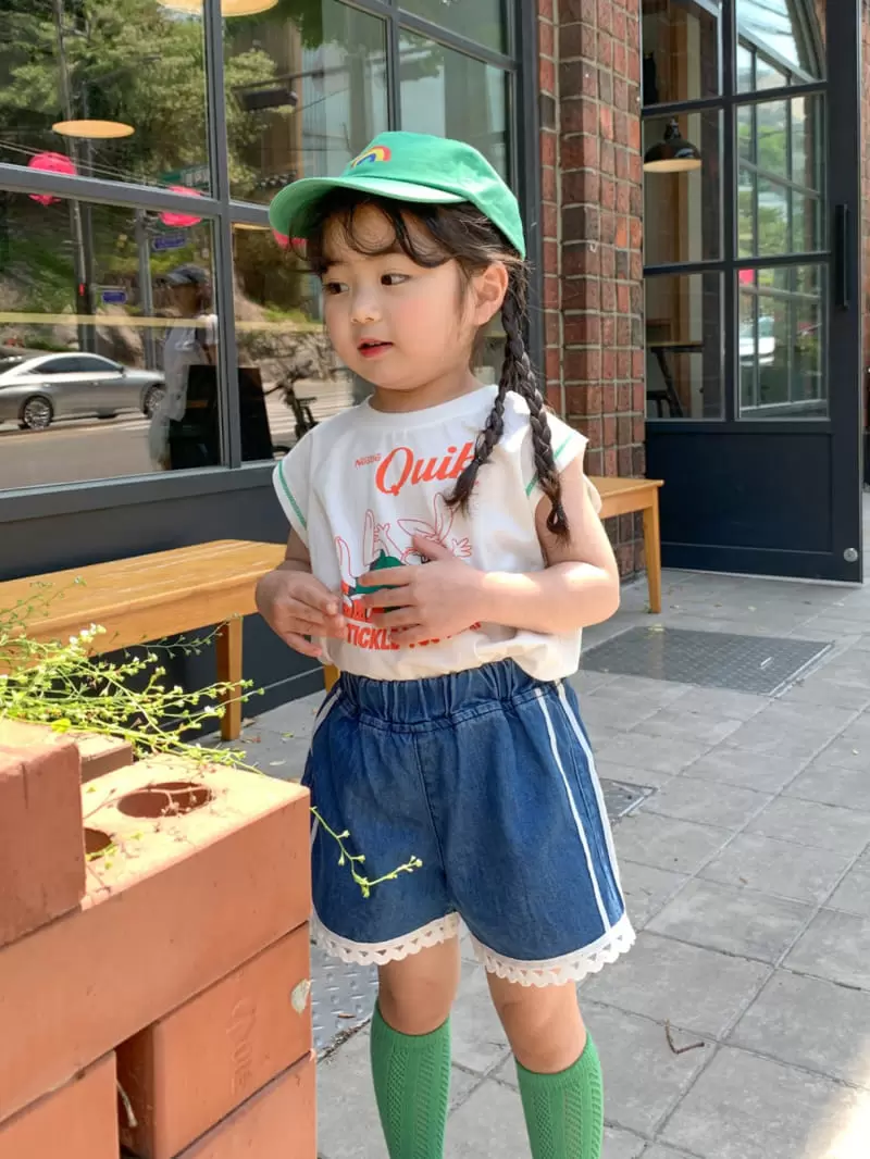 Momo Ann - Korean Children Fashion - #Kfashion4kids - Line Denim Shorts - 4