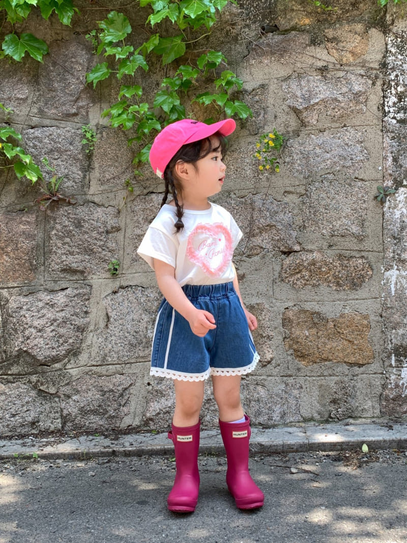 Momo Ann - Korean Children Fashion - #minifashionista - Line Denim Shorts - 6